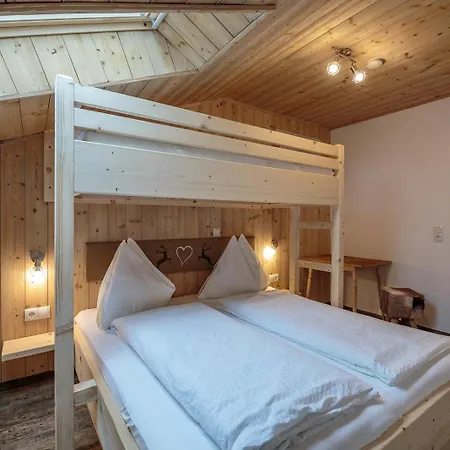 Grünholz * Itter